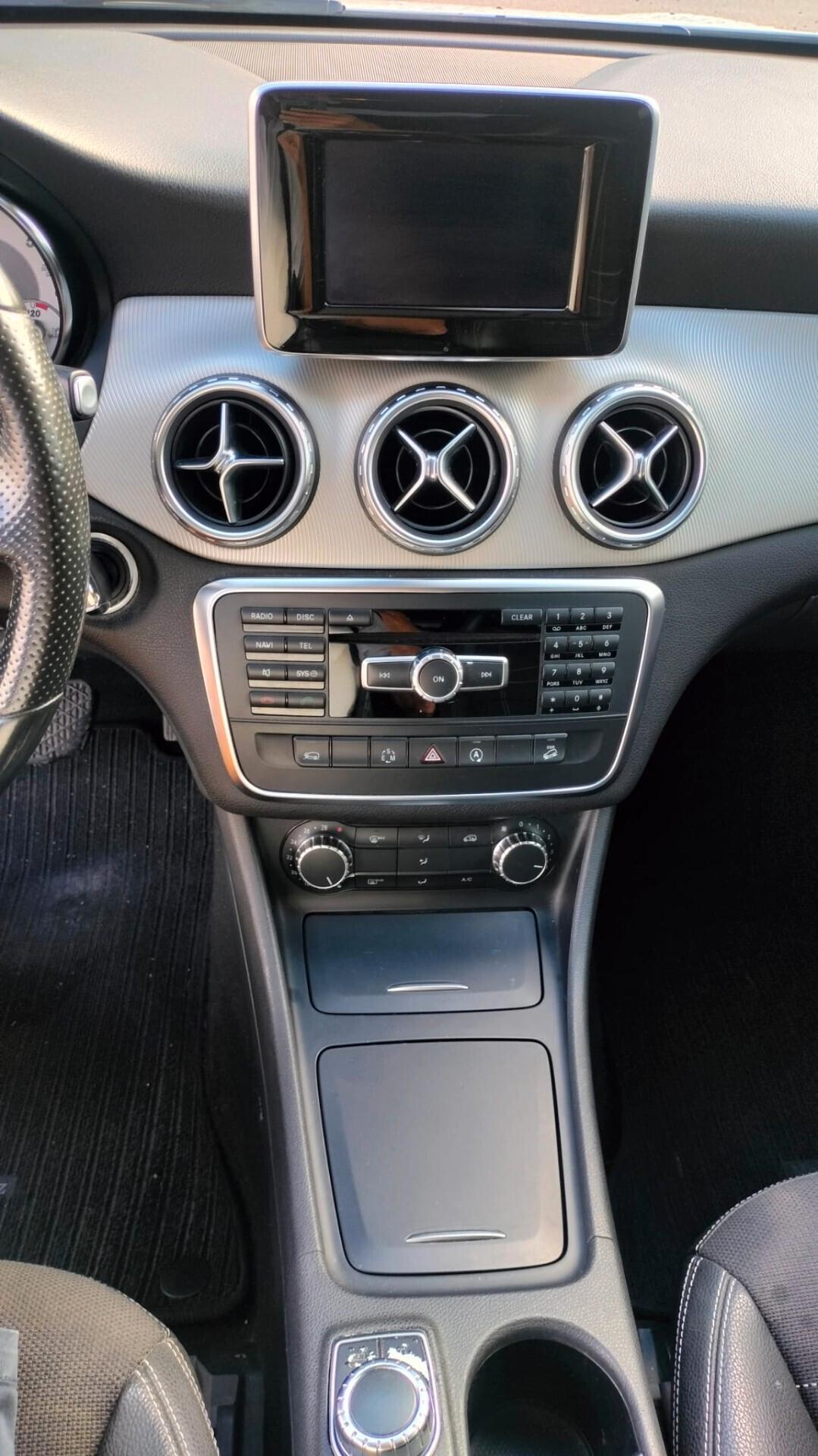 Mercedes-benz GLA 200 CDI Automatic 4Matic Premium