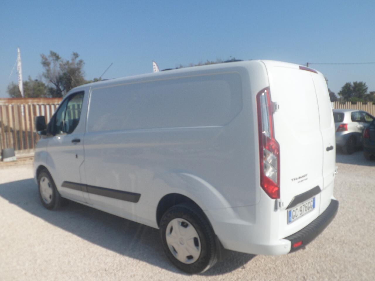 Ford Transit Custom furgone