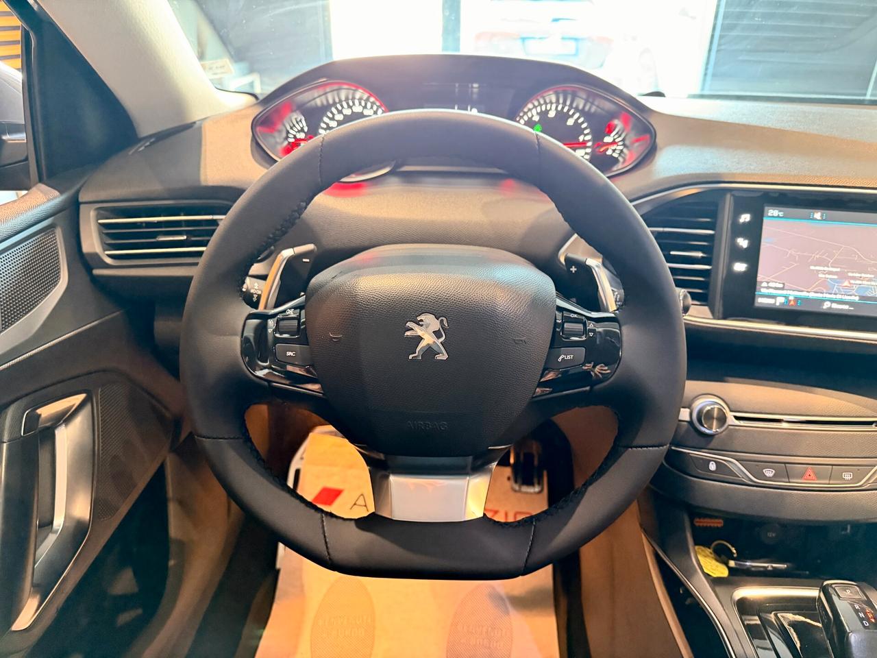 Peugeot 308 BlueHDi 130 S&S EAT8 GT