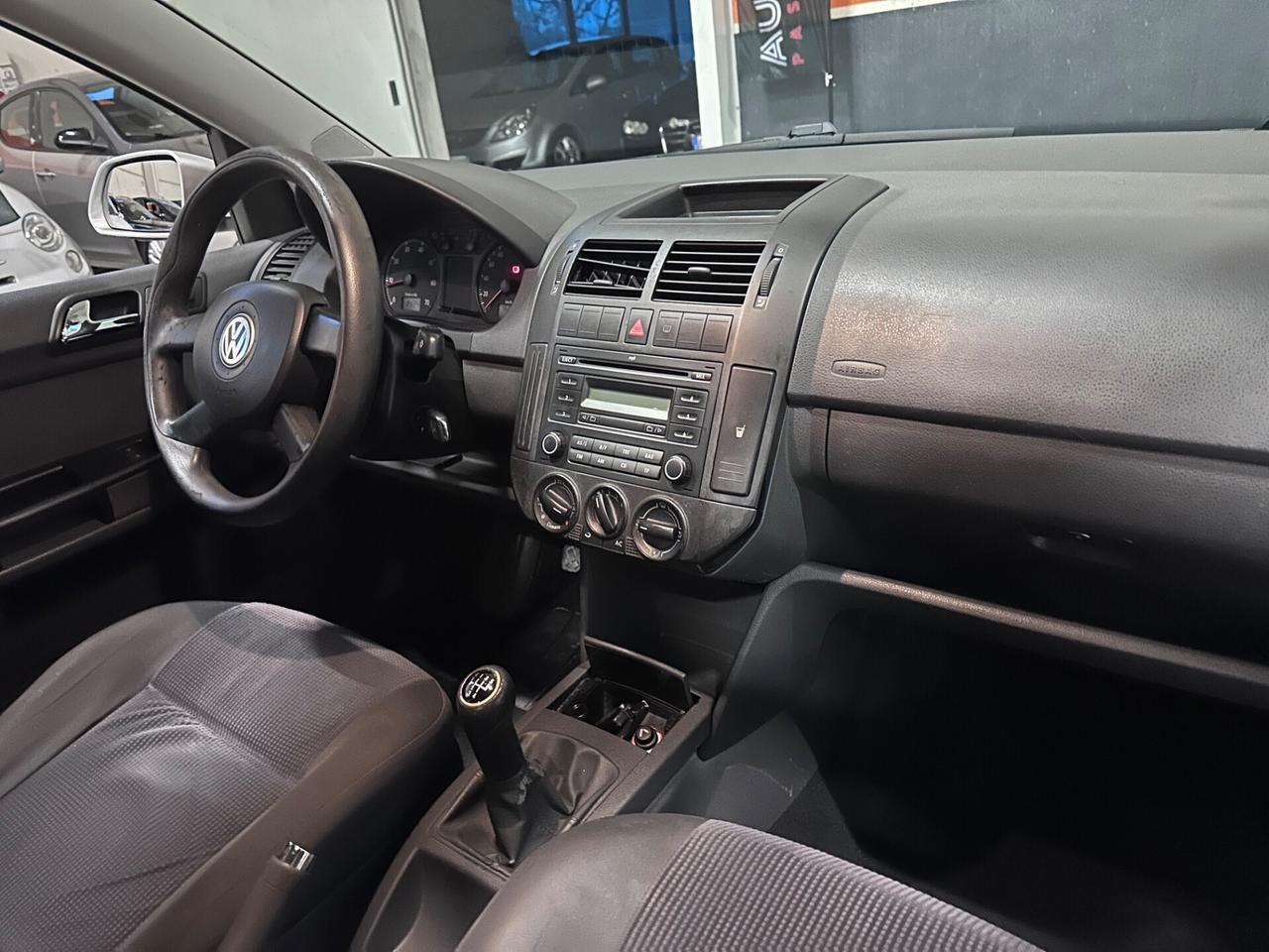 Volkswagen Polo 1.4/80CV 16V 5p. Comfortline