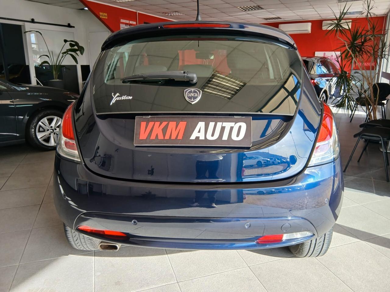 Lancia Ypsilon 1.2 BENZINA 69CV NEOPATENTATI