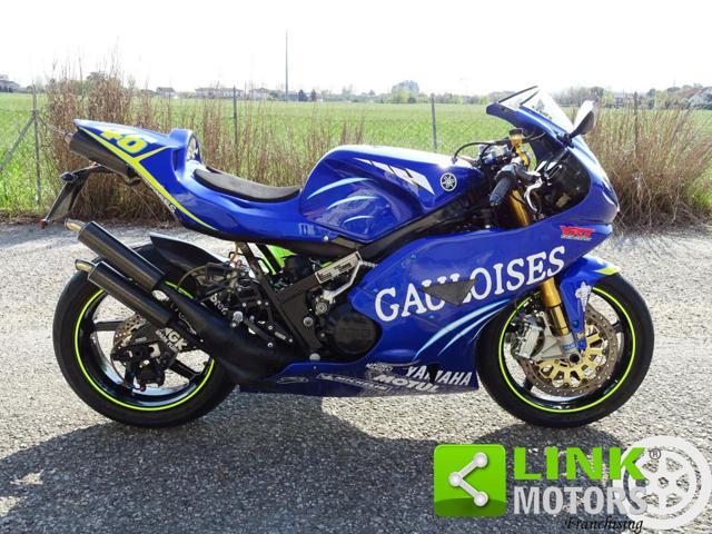 YAMAHA RD 500 LC REPLICA VALENTINO ROSSI