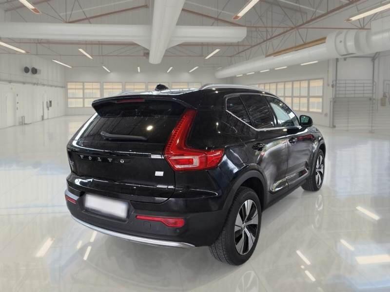 VOLVO XC40 T4 PLUG-IN AUTOCARRO N1