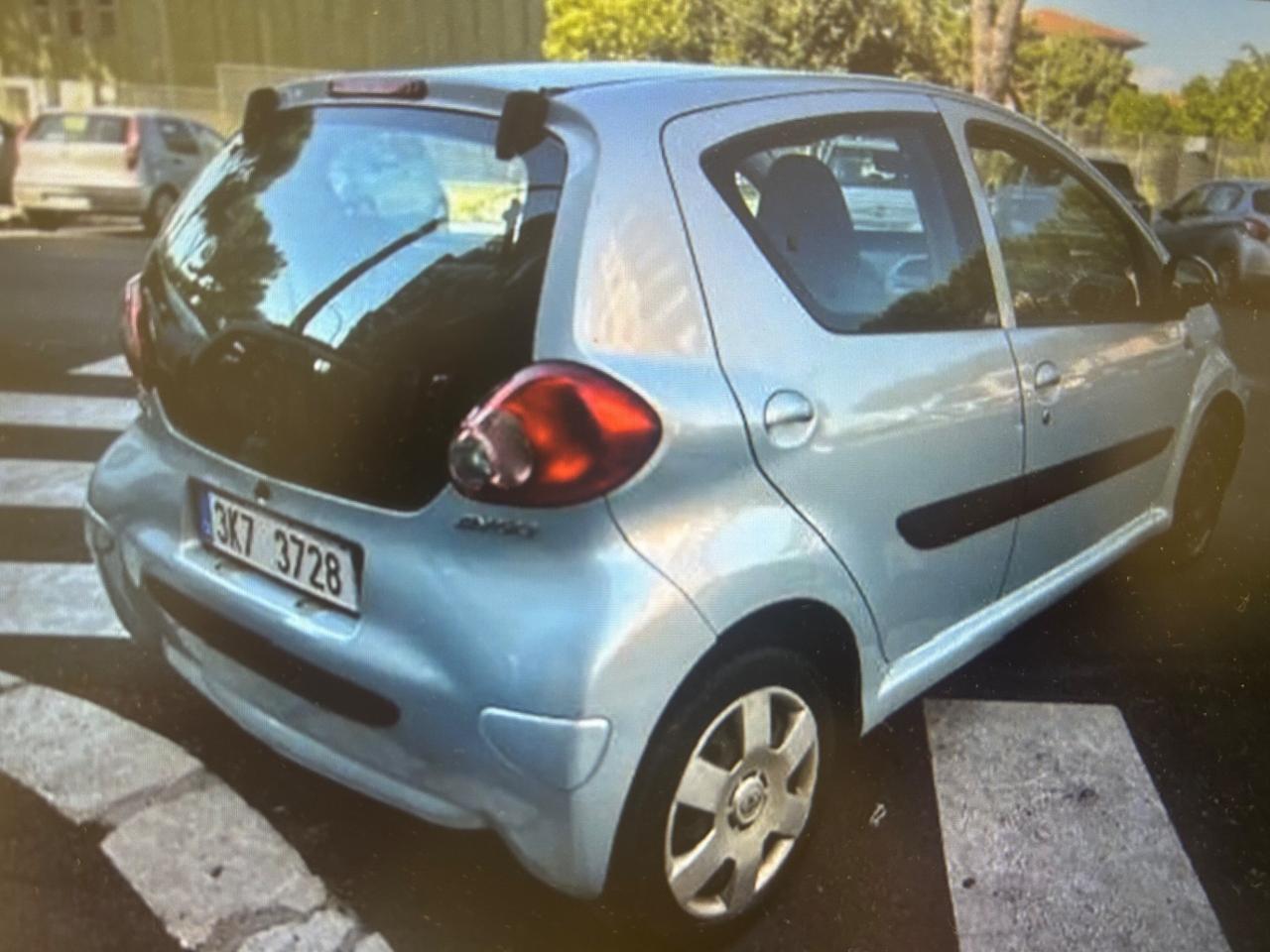 Toyota Aygo 1.0 12V VVT-i 5 porte Sol