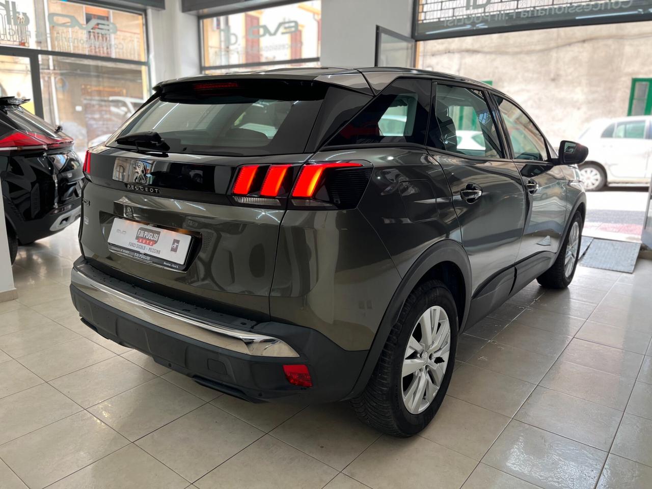 Peugeot 3008 BlueHDi 130 S&S Active -.2020