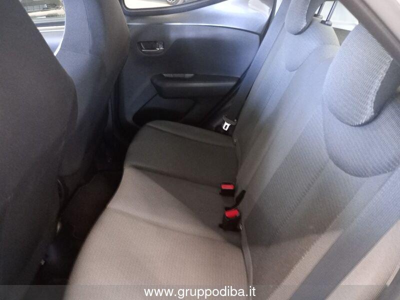 Toyota Aygo II 2018 5p 5p 1.0 x-play 72cv