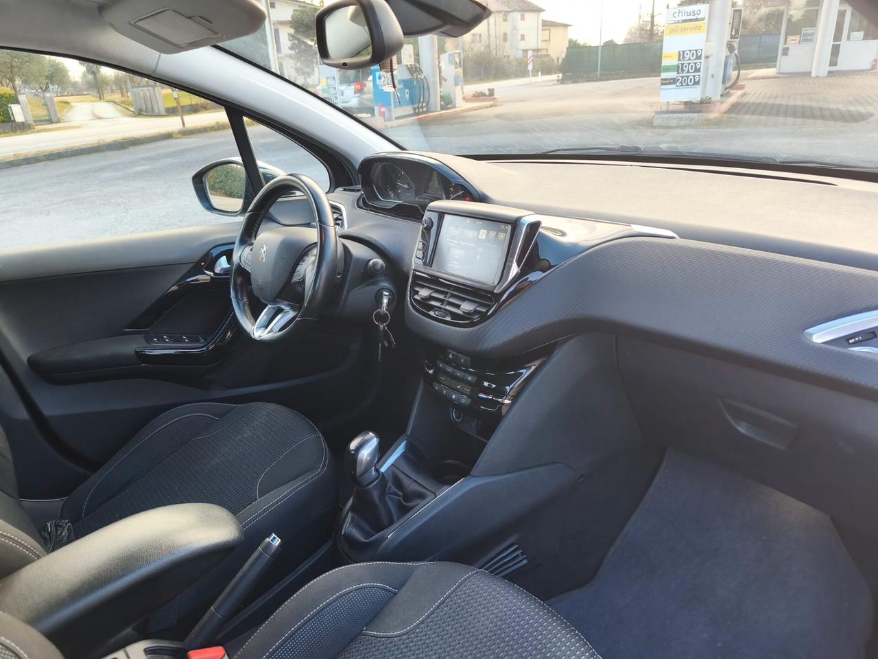 Peugeot 208 BlueHDi 75 5 porte Allure Accetto Permute