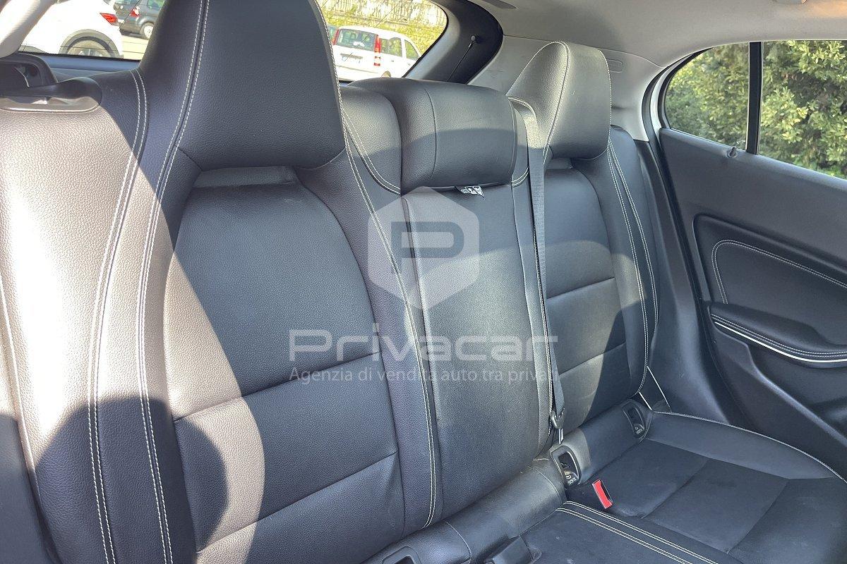 MERCEDES GLA 200 d Automatic Premium