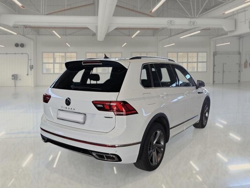 VOLKSWAGEN TIGUAN 2.0 TDI SCR 110KW R-Line DSG 4MOTION