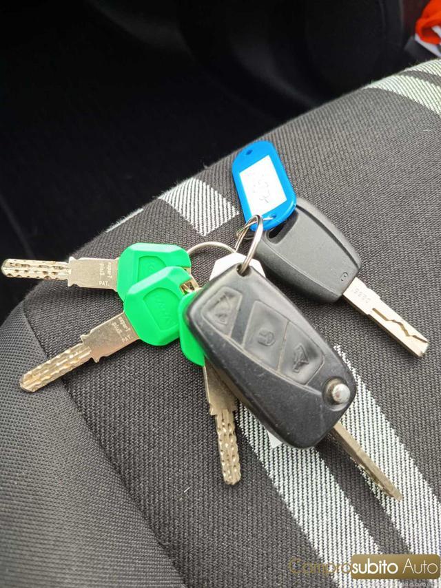 FIAT Fiorino 1.3 MJT 75CV + IVA 22%