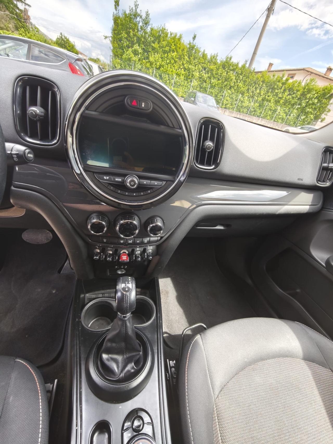 Mini Cooper SD Countryman 2.0 D Business ALL4 automatica