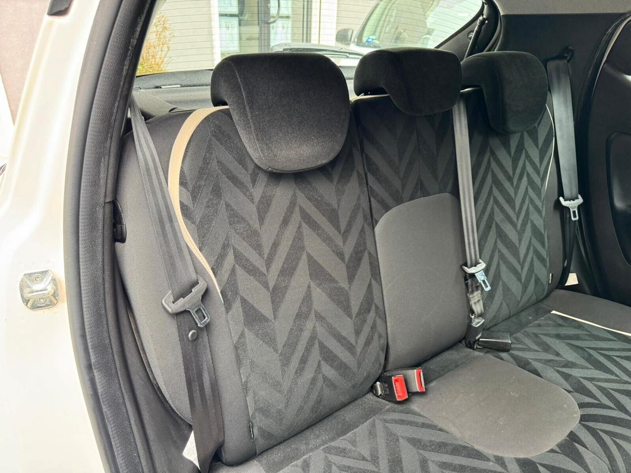 LANCIA YPSILON 1.2 69cv 5p GPL ECOCHIC GOLD NEOP.