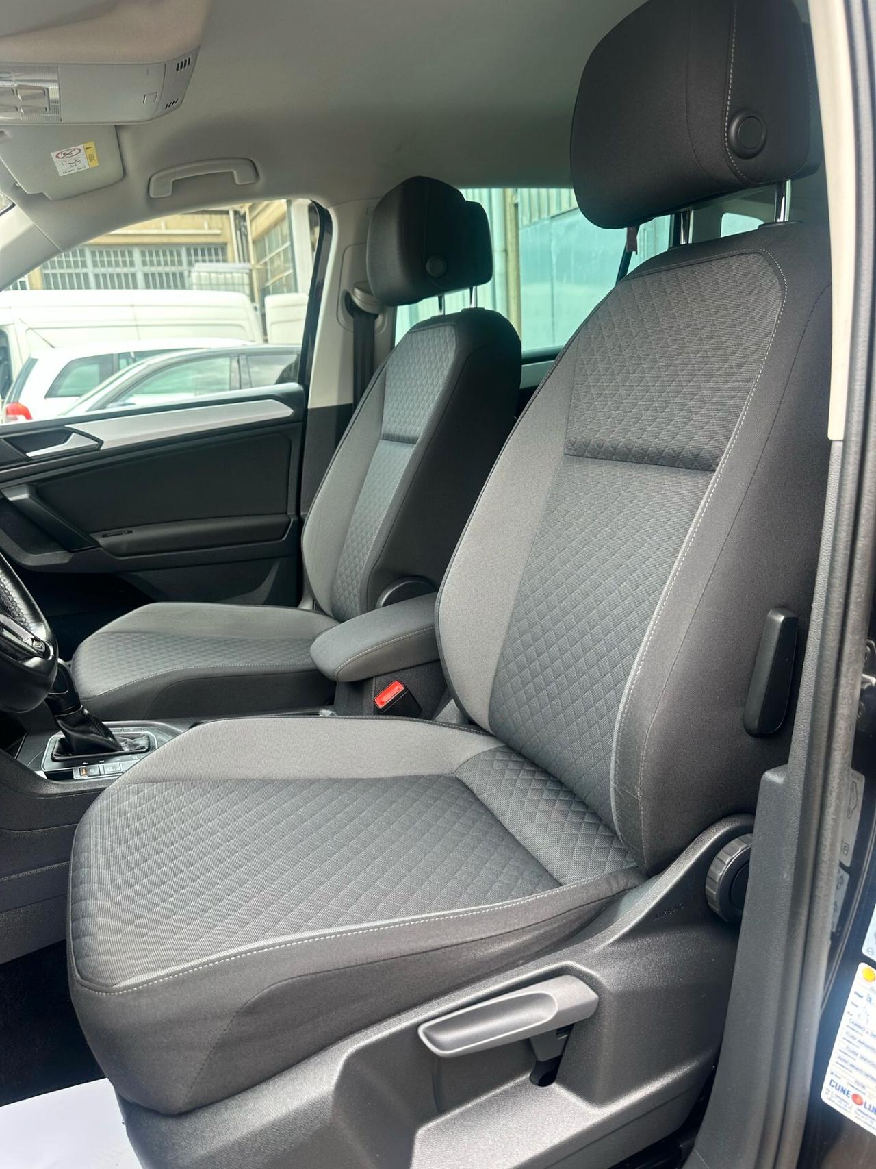 Volkswagen Tiguan 2.0 TDI 150 CV SCR DSG R-Line