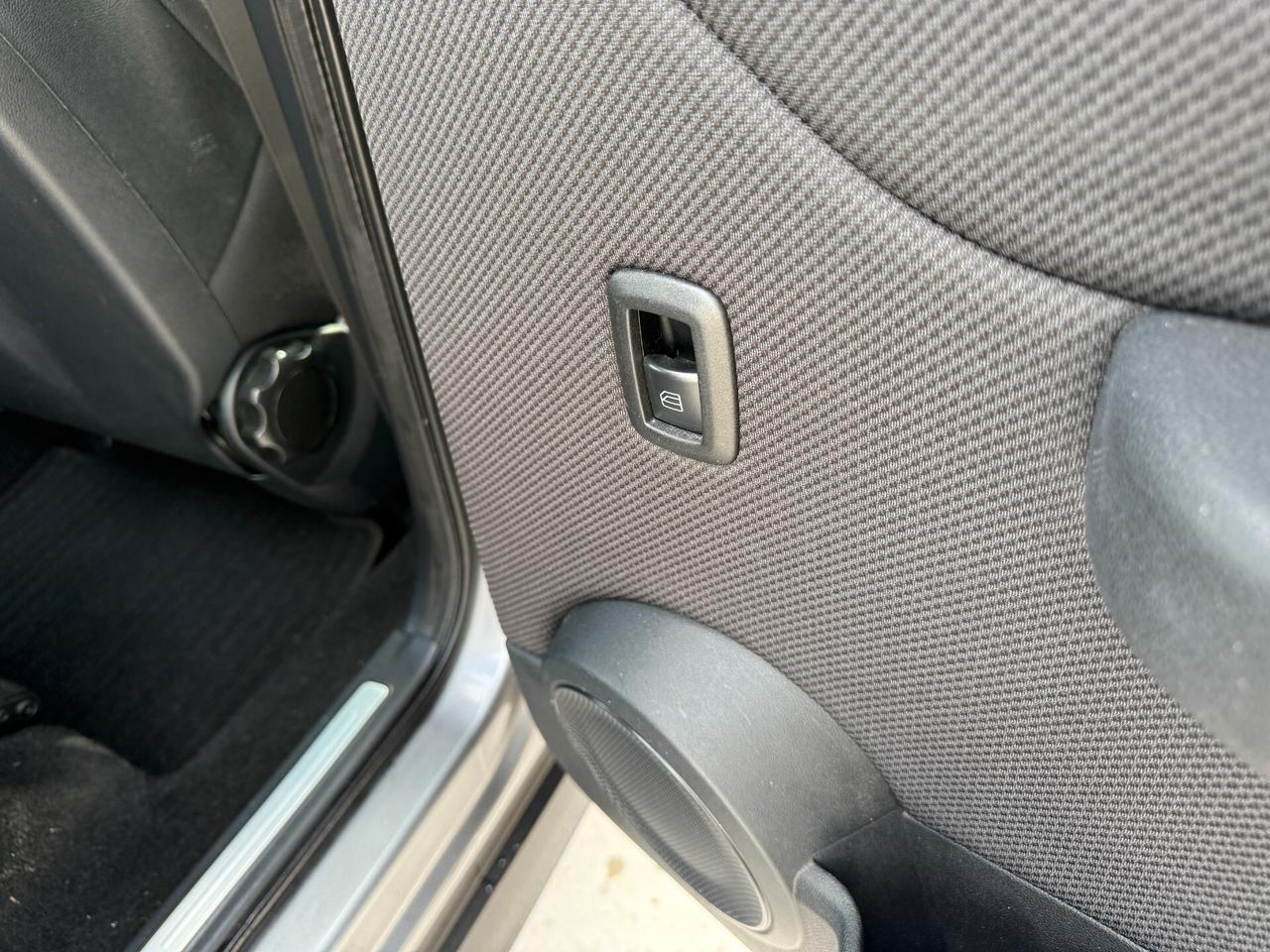 MERCEDES CLASSE A-160 2011 2.0 DIESEL 82CV *98.000 KM