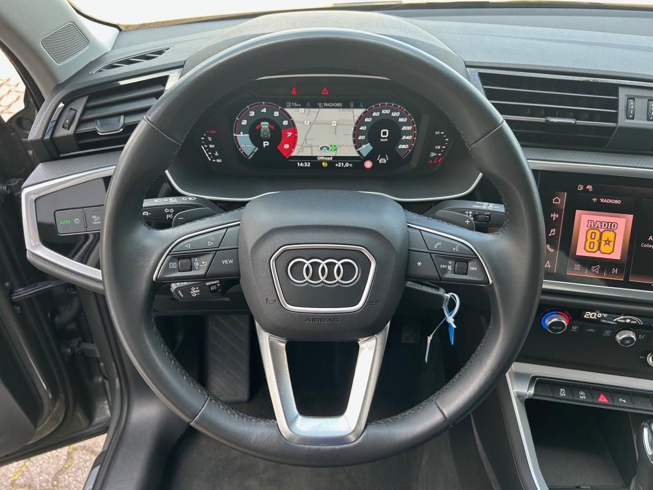 Audi Q3 35 1.5 tfsi mhev S line edition s-tronic