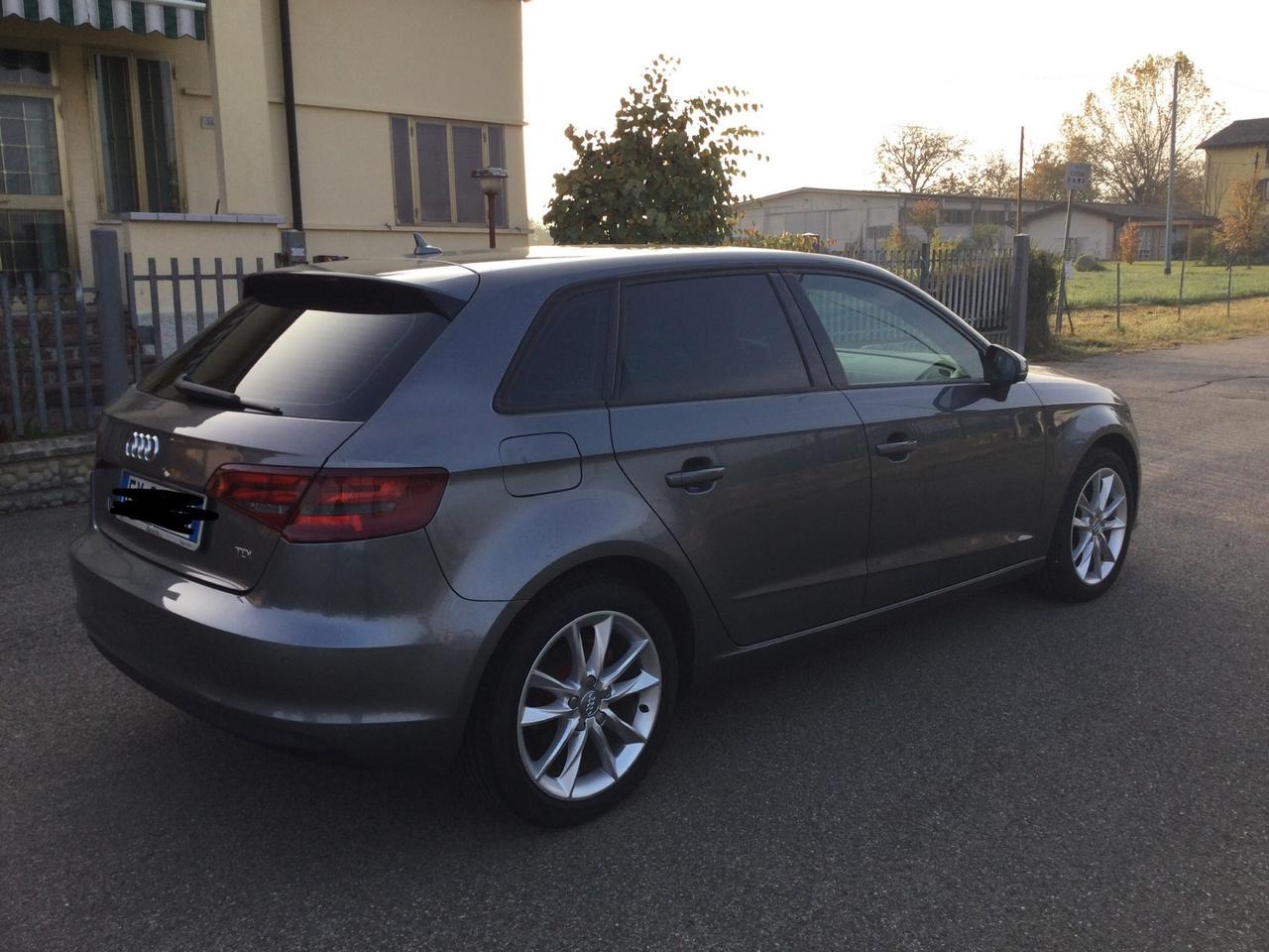 Audi A3 1.6 TDI S tronic Ambition Euro 6 2014
