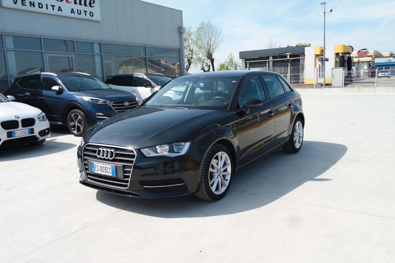 Audi A3 SPB 1.6 TDI 105 CV CR S tronic Attraction