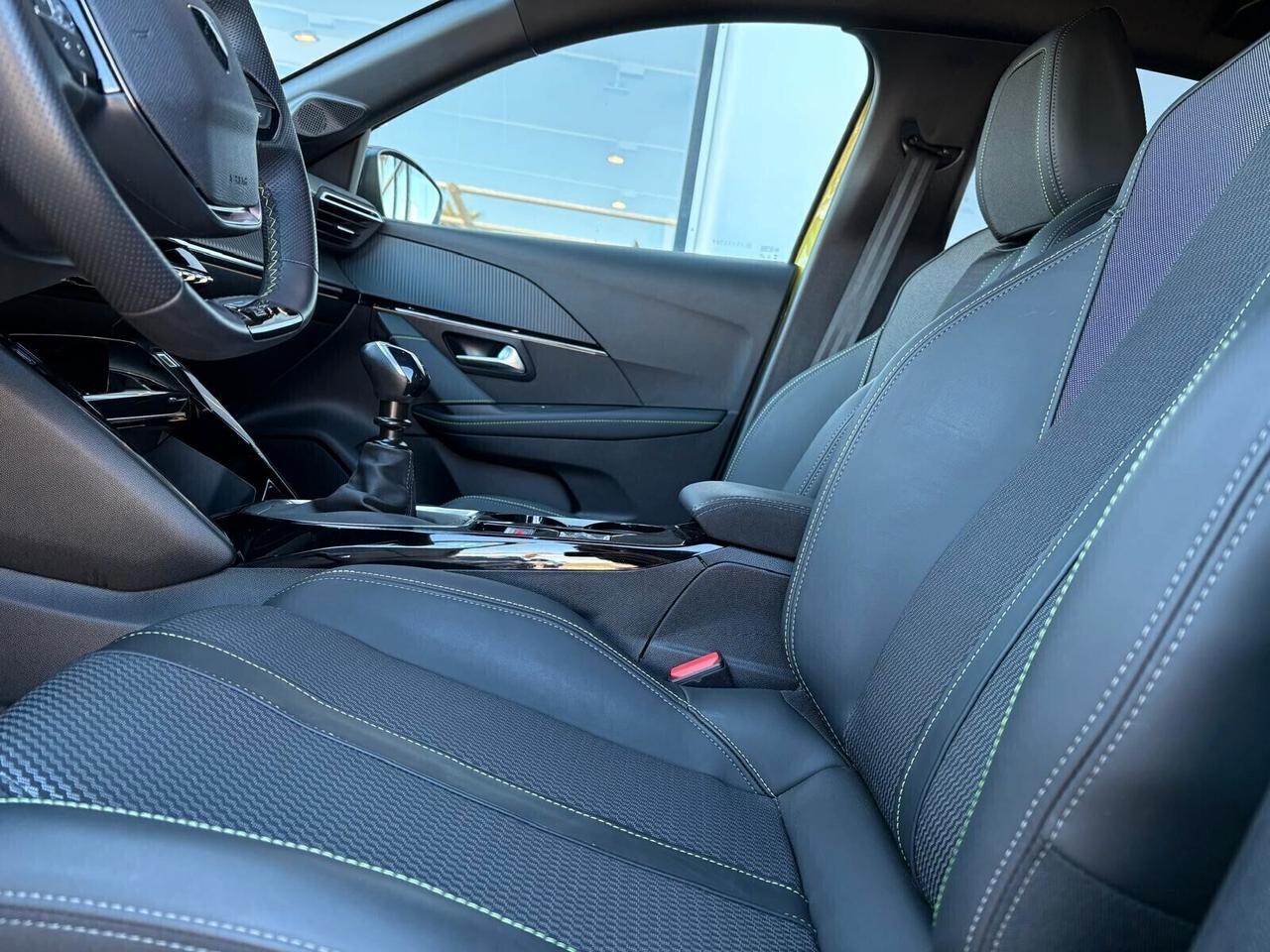 Peugeot 208 GT PureTech 100 5 p. 6mt SPOTICAR