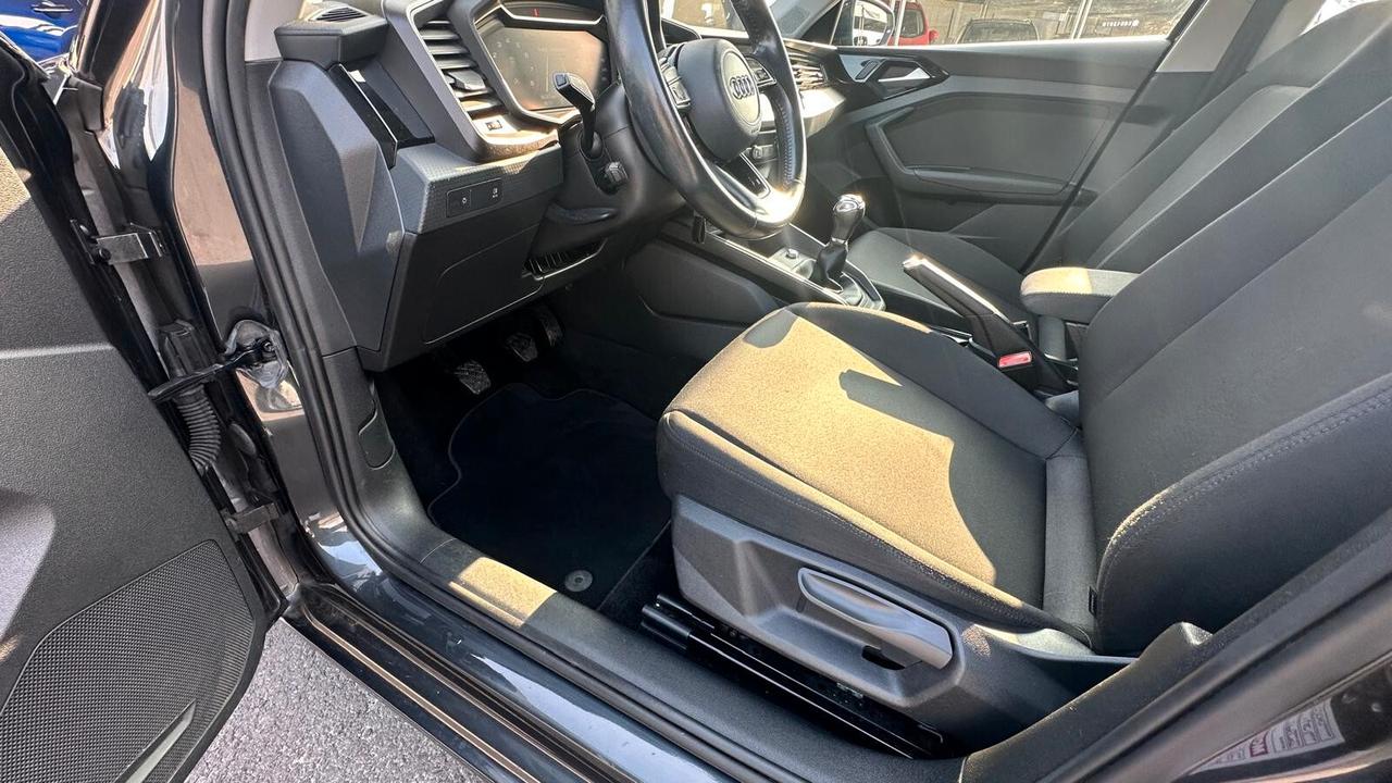 Audi A1 SPB 30 TFSI S tronic line edition UNICO PROPRIETARIO KM CERTIFICATI