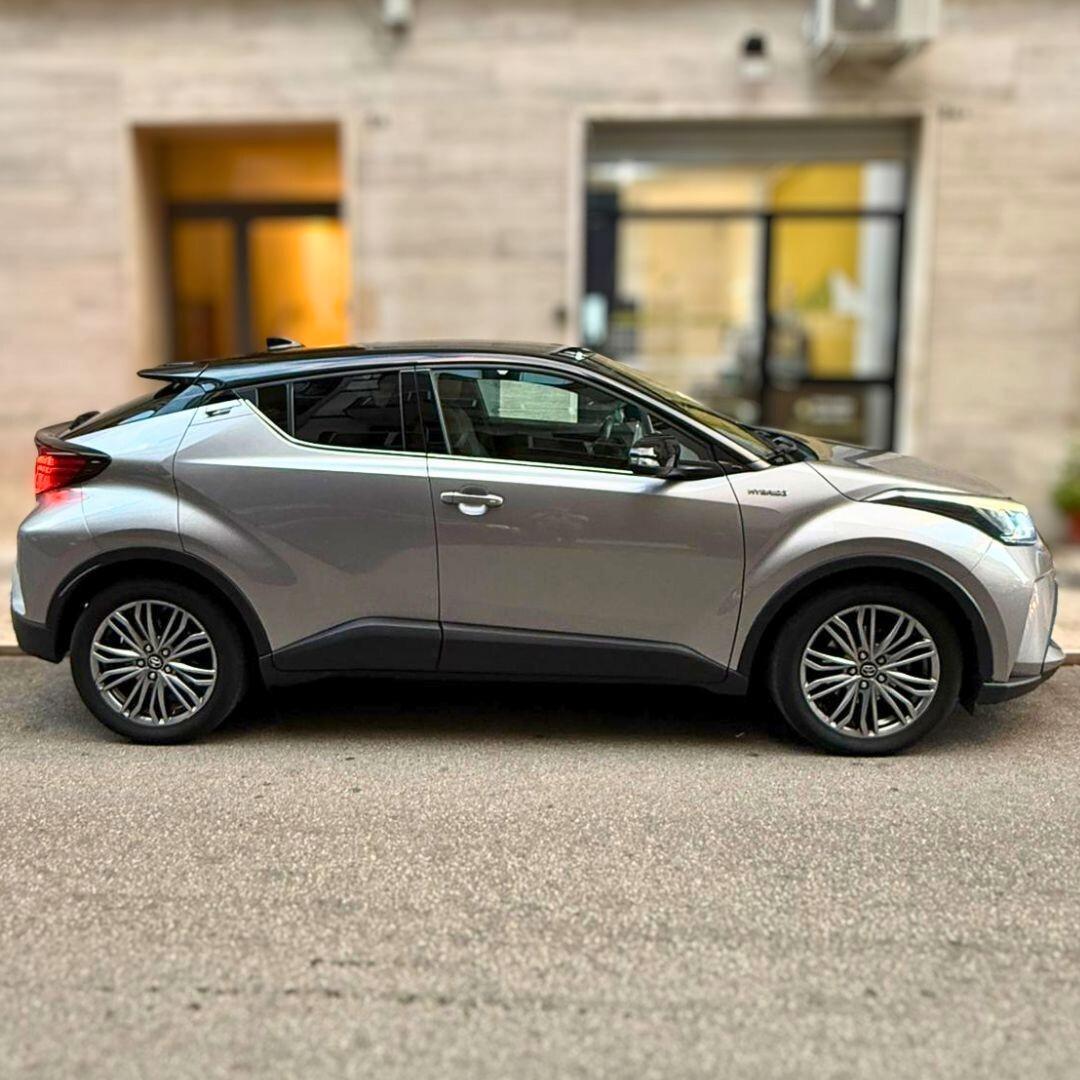 Toyota C-HR 2.0 Hybrid E-CVT Lounge **44000 KM**