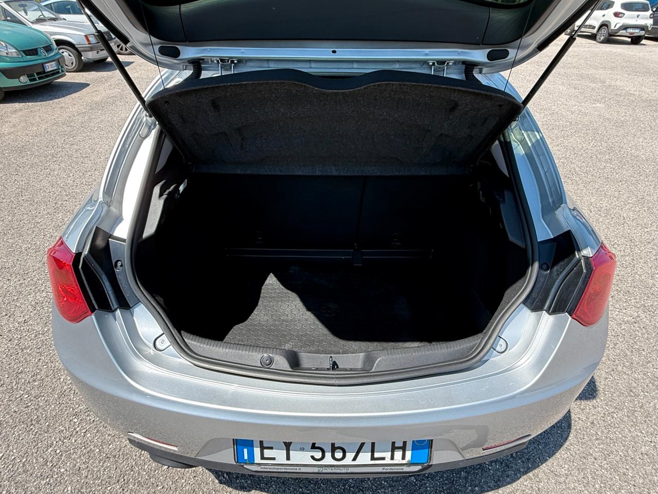 Alfa Romeo Giulietta 1.6 JTDm-2 105 CV Exclusive