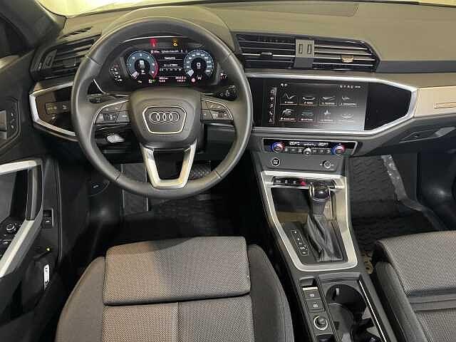 Audi Q3 SPB 35 TDI S tronic Identity Black