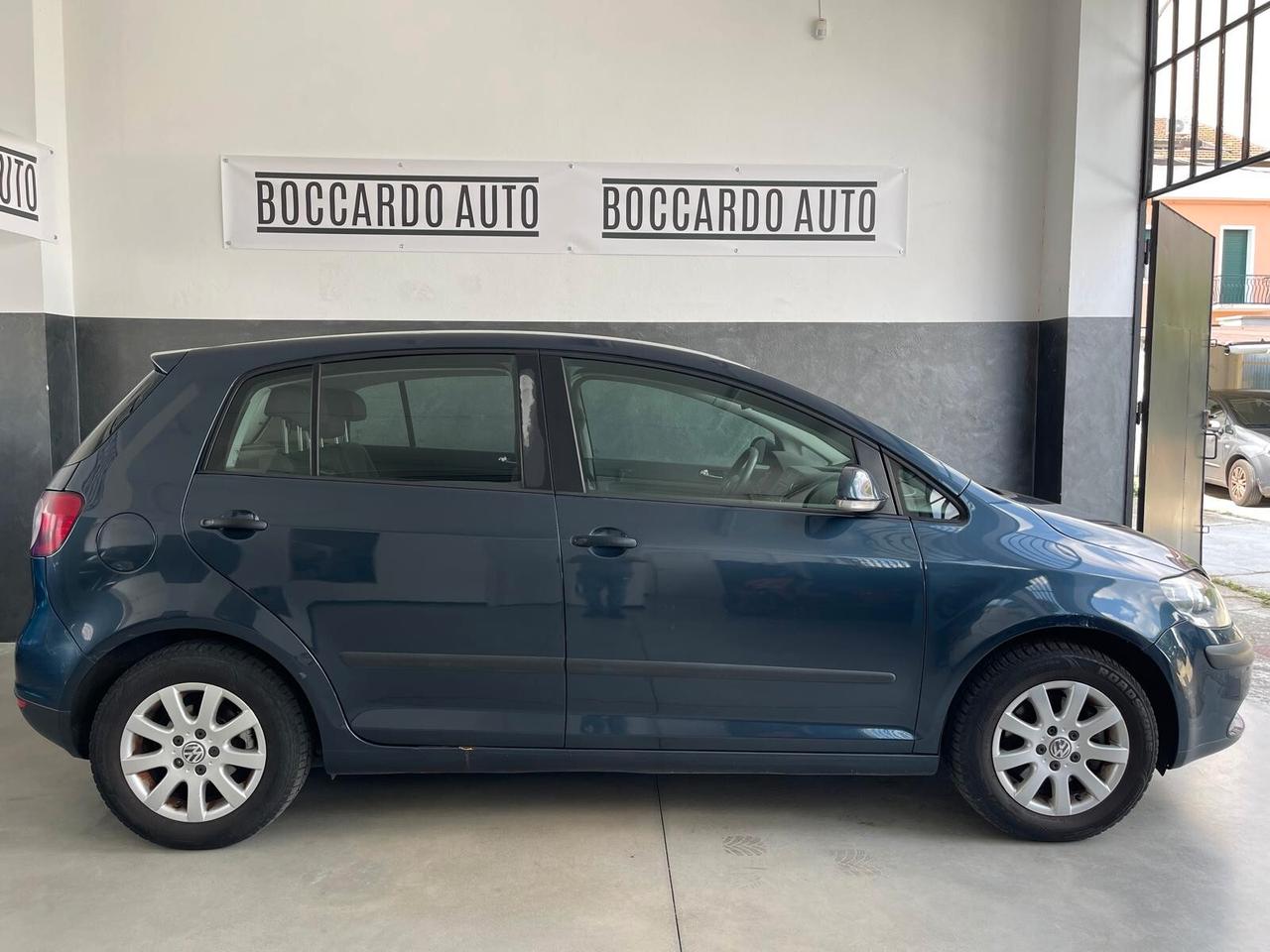 Volkswagen Golf Plus 1.6 16V FSI Comfortline