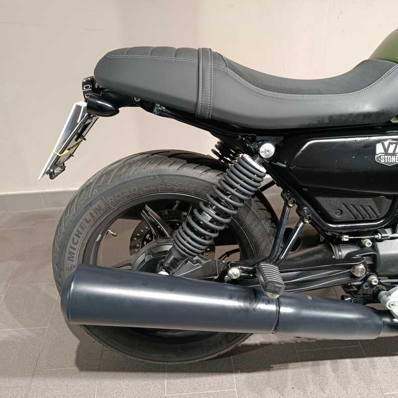 Moto Guzzi V7 Stone - 2024