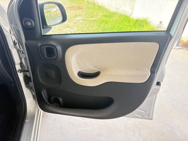 FIAT Panda 0.9 TwinAir Turbo NEOPATENTATI CAMBIO AUTOMATICO