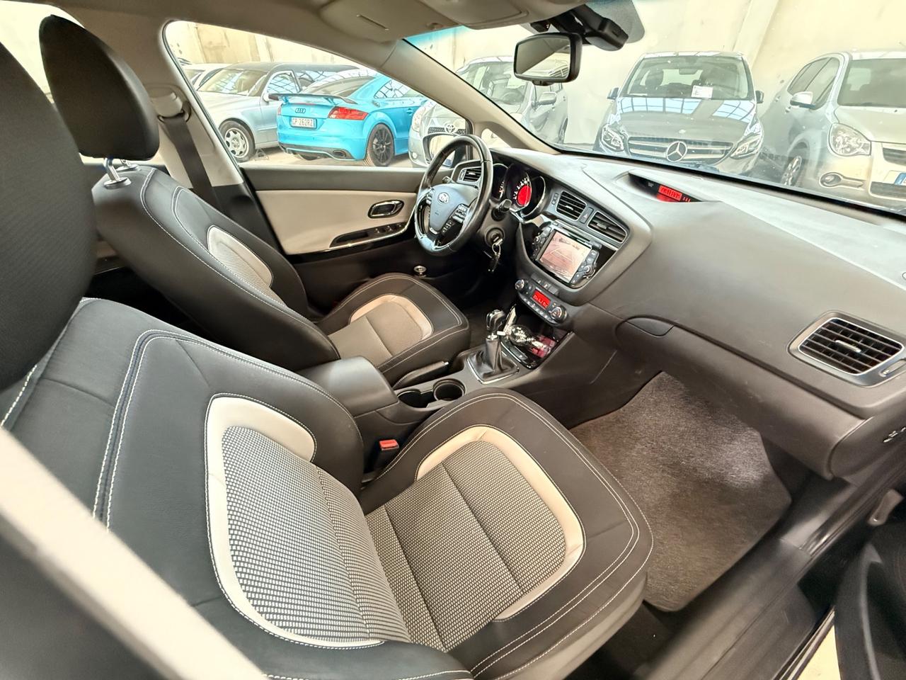Kia Ceed cee'd 1.6 CRDi 110 CV SUPER PREZZO!!!
