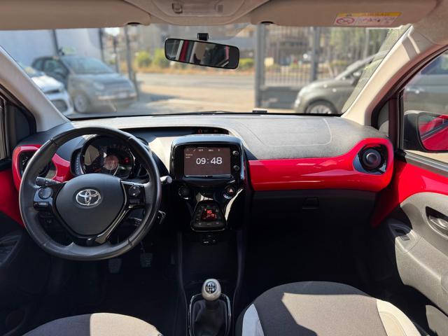 TOYOTA Aygo 1.0 VVT-i 69 CV 5 porte x-clusiv