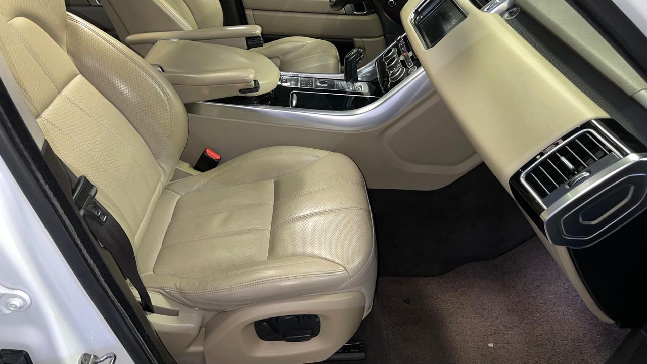 Land Rover Range Sport 3.0 TDV6 HSE Dynamic