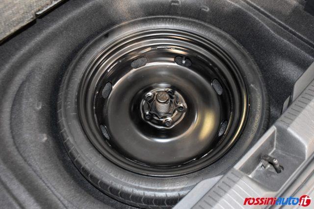 VOLKSWAGEN Golf Variant 2.0 TDI 116 CV STYLE + R17 VENTURA + REARVIEW