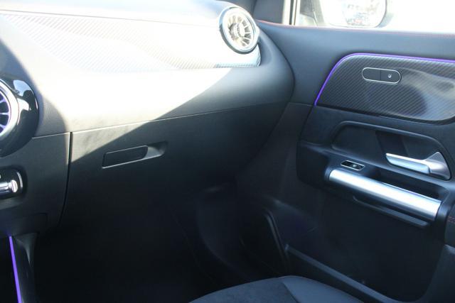 MERCEDES-BENZ GLA 200 d Automatic AMG Line Premium