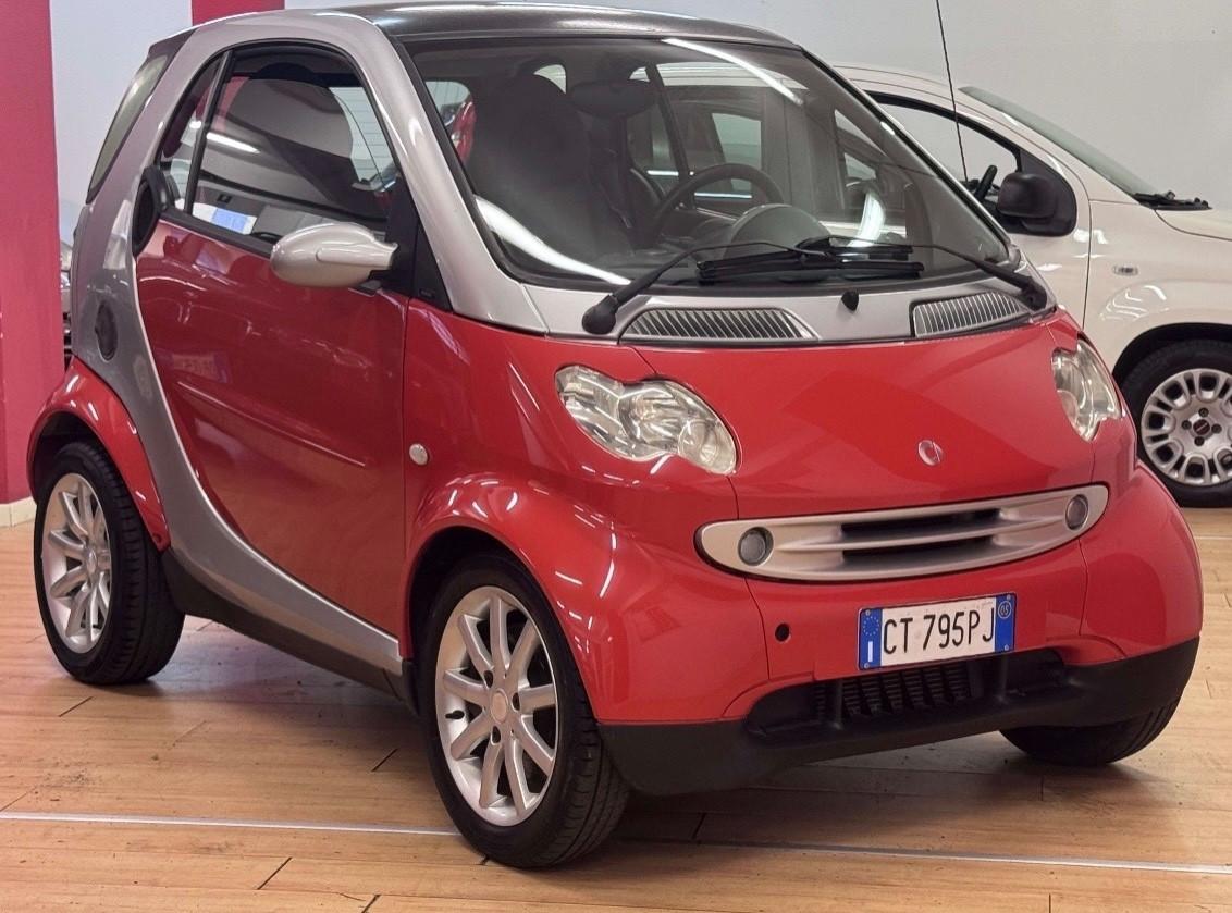 Smart ForTwo 700 coupé passion (45 kW)