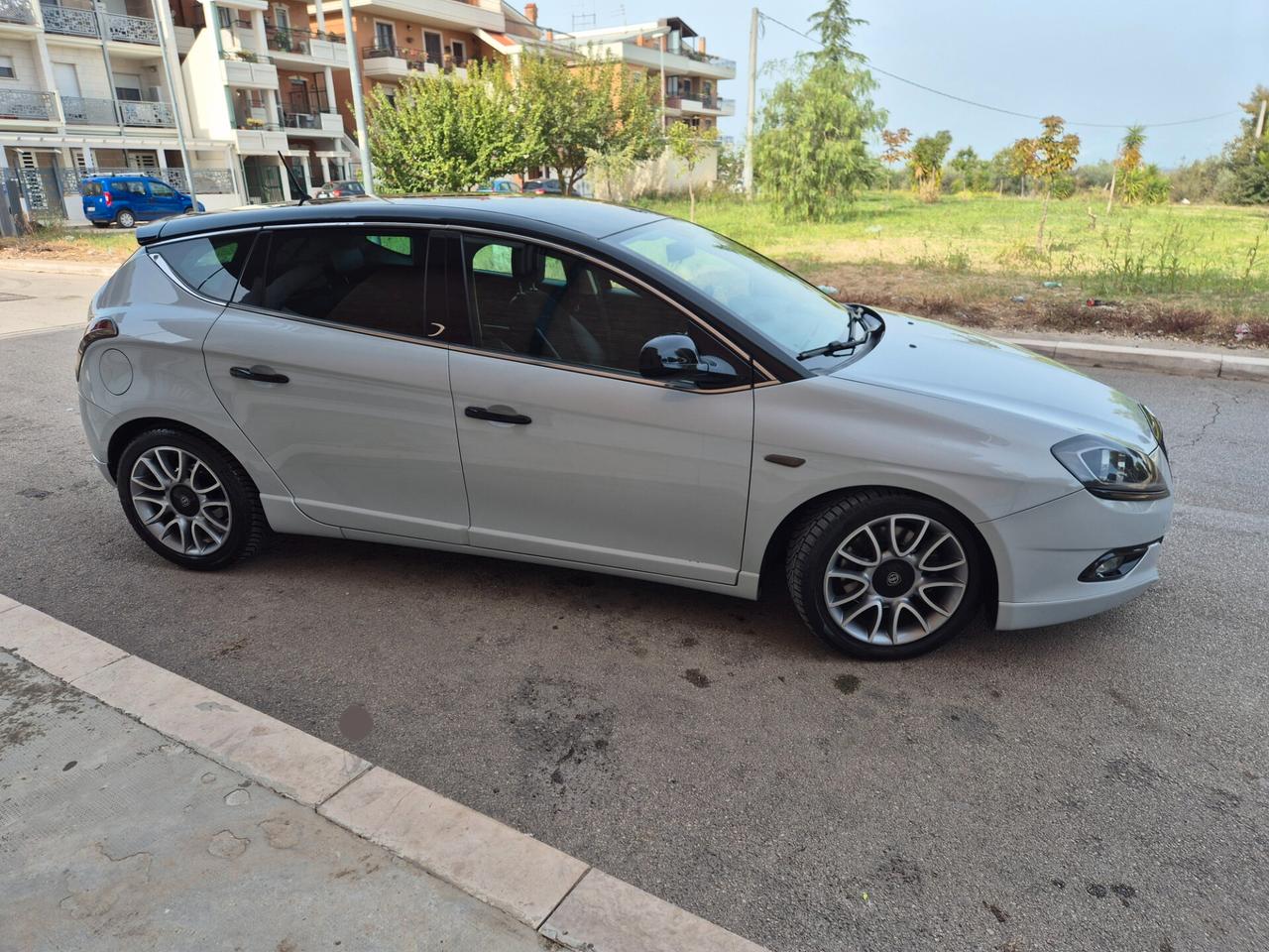 Lancia Delta 1.9 190cv MJT Twinturbo anno 2011