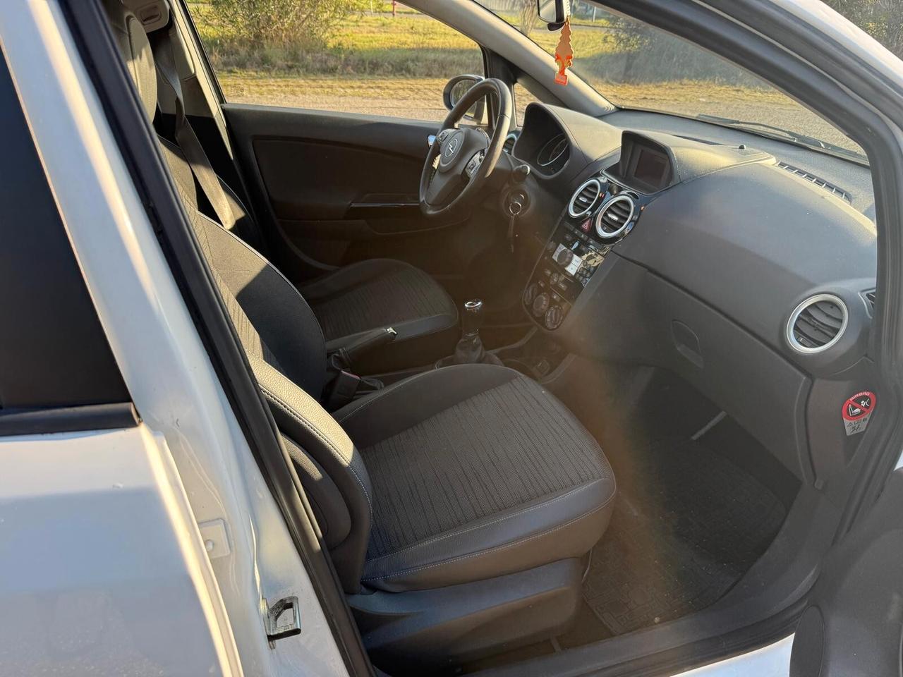 Opel Corsa 1.2 85CV 5 porte GPL-TECH Edition