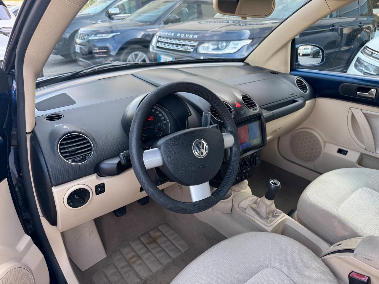 Volkswagen New Beetle 1.6 Cabrio