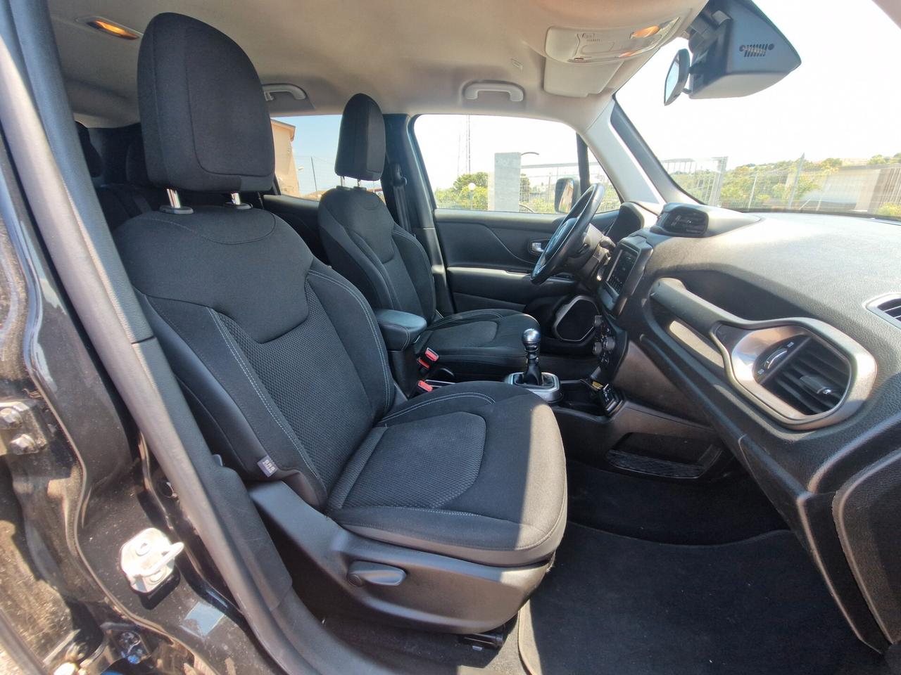 Jeep Renegade 1.6 Mjt 130 CV Limited GANCIO TRAINO N1 5Posti