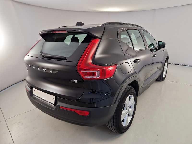 VOLVO XC40 D3 Momentum Core MY21