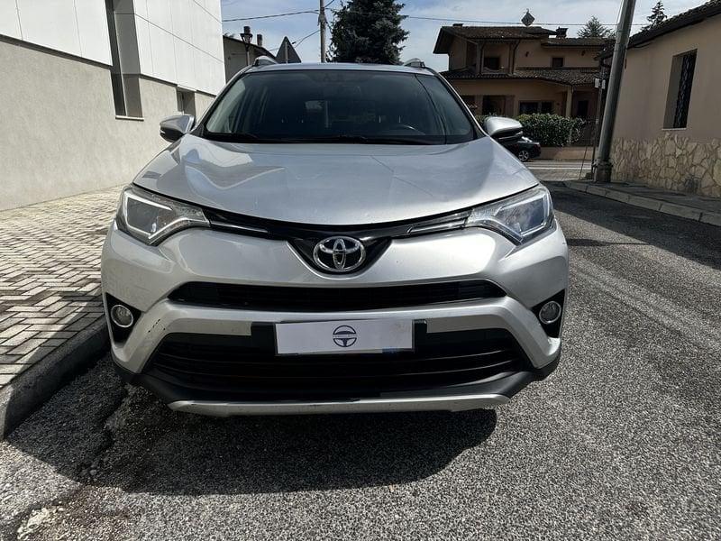 Toyota RAV4 2.0 D-4D 143cv MT Active 2WD
