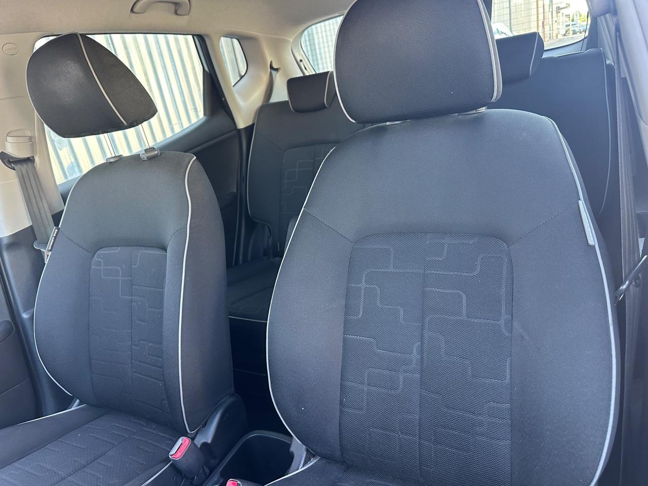 Kia Venga 1.4 CVVT EX SOLO 90.000 KM