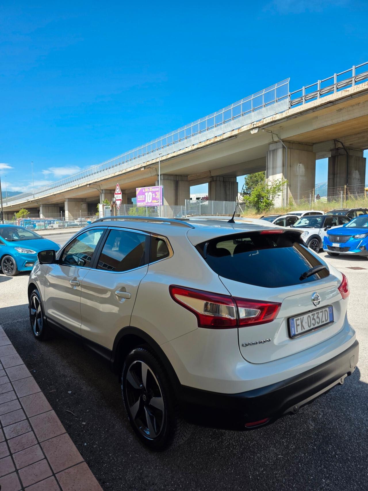 Nissan Qashqai 1.5 dCi N-Vision