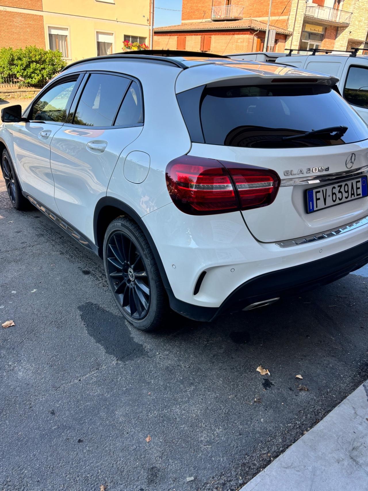 Mercedes-benz GLA 200 d Automatic 4Matic Premium