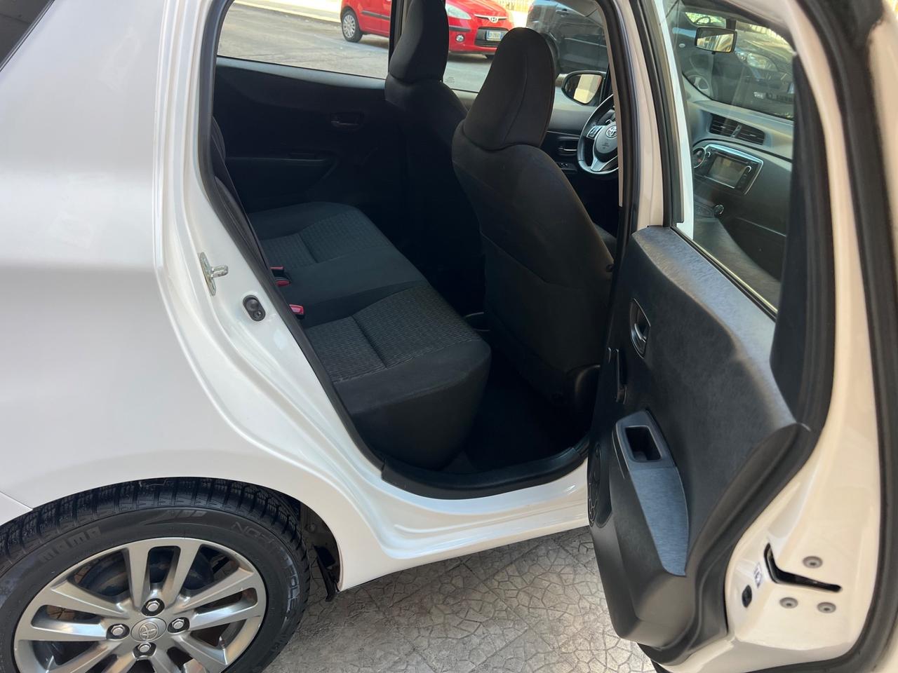 Toyota Yaris 1.4 D-4D 5 porte Lounge