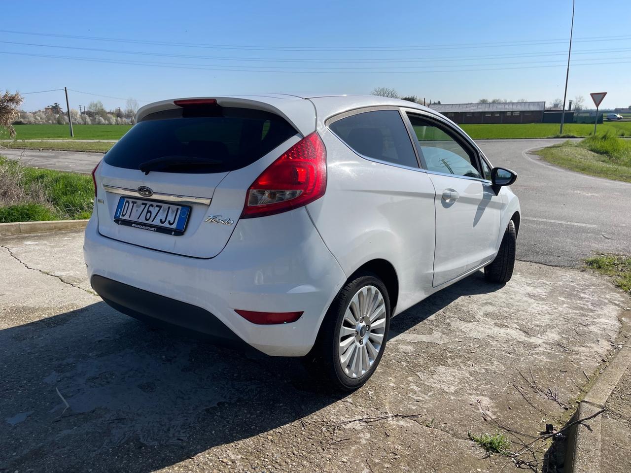 Ford Fiesta 1.4 TDCi 68CV 3 porte Titanium