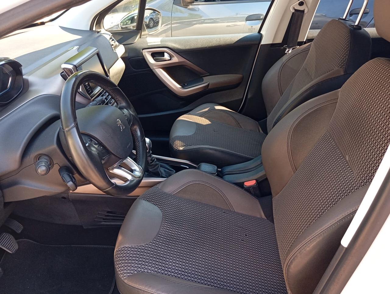 Peugeot 2008 1.6 e-HDi 115 CV Stop&Start Allure