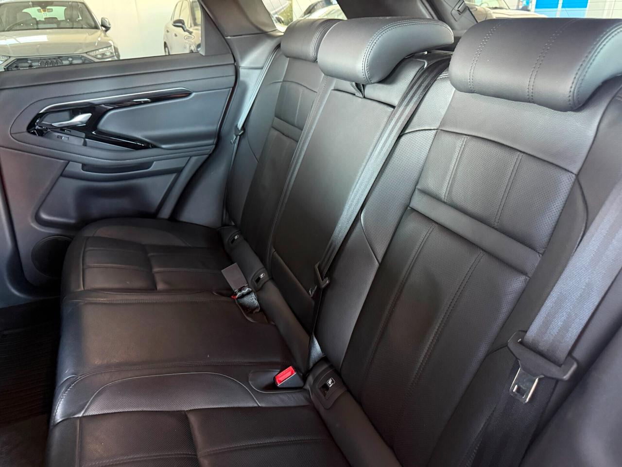 Land Rover Range Evoque 2.0D I4-L.Flw 150CV AWD Auto R-Dynamic SE