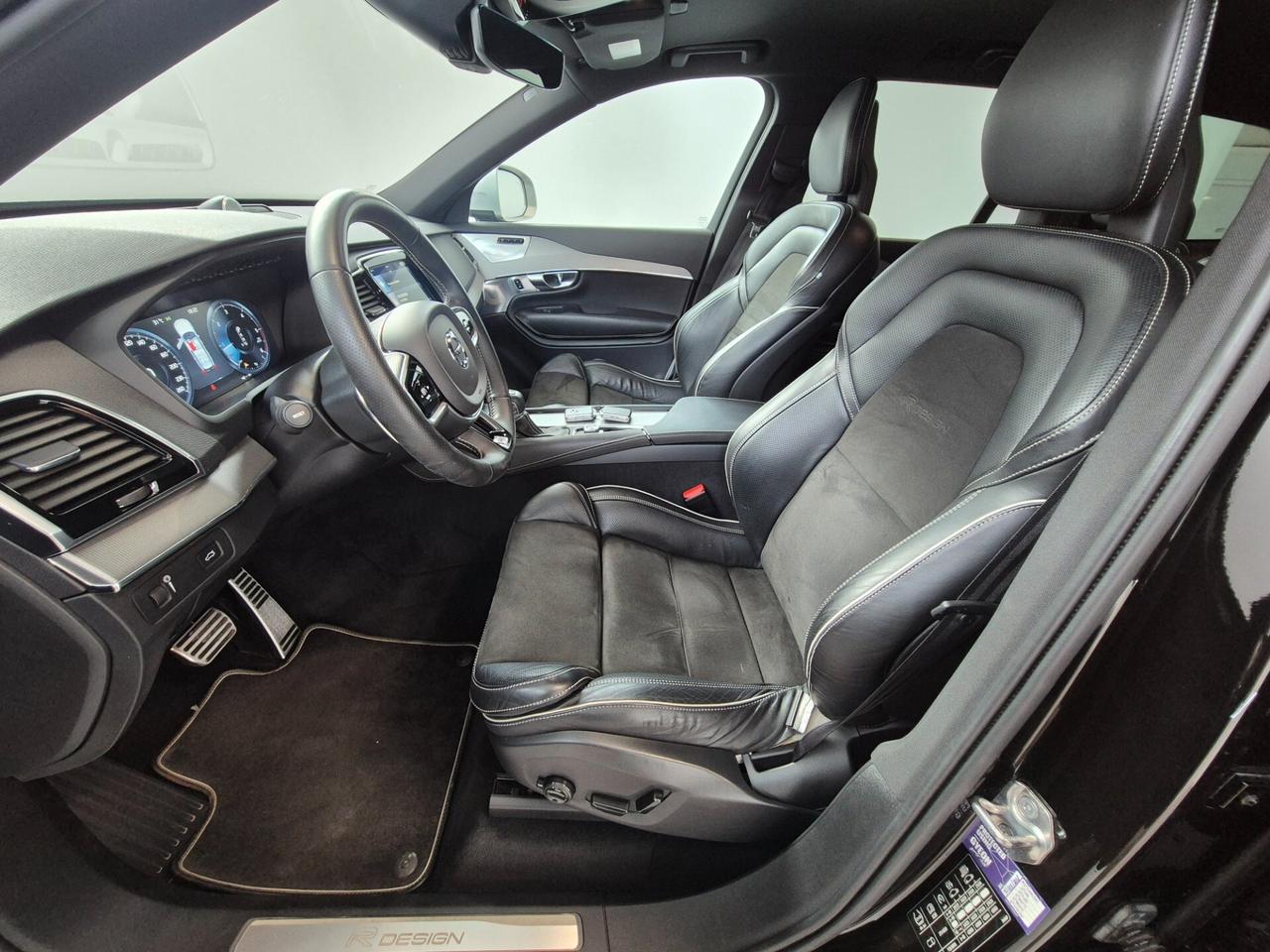 Volvo XC 90 R-DESIGN 7 POSTI