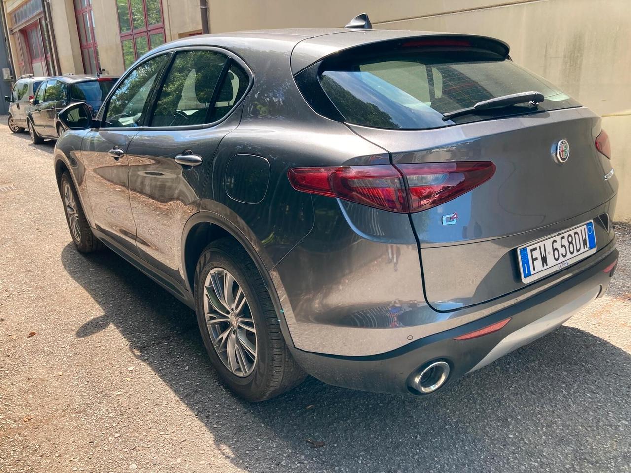 Alfa Romeo Stelvio 2.2 190cv *MOTORE NUOVO*